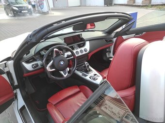 BMW Z4 35i - 10