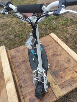 Koloběžka Flux. - 10