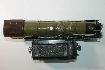 Fantastická parní lokomotiva Märklin Gauge 0, olivově zelená - 10
