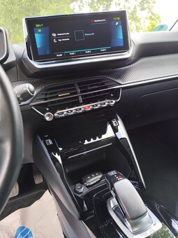 Peugeot e-208 elektro 2021 - 10