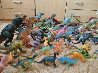 Dinosauři - 10