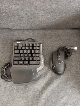 Prodám herní konzoli Xbox Series S s 500GB diskem a přísluše - 10