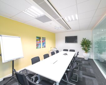Coworkingový prostor v Regus River Garden - 10