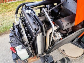 Malotraktor KUBOTA B2650 + nové rozmetadlo WESSEX, STK - TOP - 10