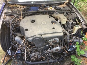 Volkswagen PASSAT B5 1.9 TDI - díly nebo celé - 10