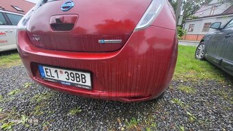 Leaf, ČR, 2016, 120km dojezd, po 2maj., 24kW - 10