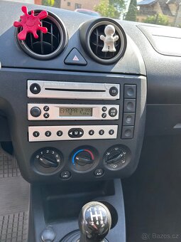 Ford Fiesta 1.3 benzín rv. 2004 - 10