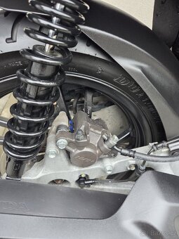 HONDA SH 125i Sport, start-stop, ABS
 - 10