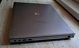 HP EliteBook 8570p/ Core i7 / 8 GB / SSD 240GB/ WIN 11 PRO - 10