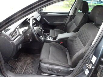Škoda Superb 2.0 TDi Combi Sport Line - 10