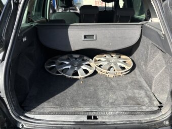 Renault Clio Combi, 1,2i tce benzín, 76 kW, rv 2011 - 10