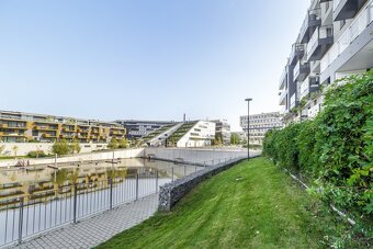 Moderní stylový byt 2+kk, 53m2+42m2, rezidence DOCK, Praha 8 - 10