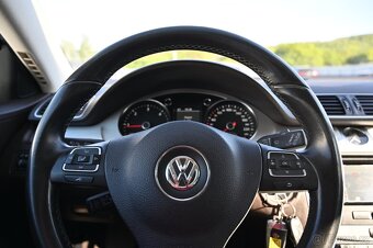 Volkswagen Passat 2.0TDI 130KW Highline 9/2013 - 10