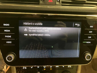 Š.Superb 2.0TDi 140kw 4x4 style plus automat 1.majitel facel - 10