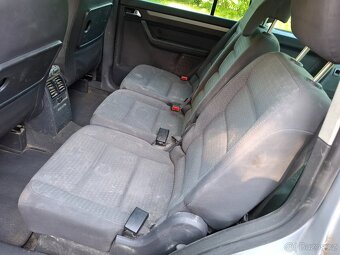 VW Touran 2.0 TDI 103kw Klima Model 2006. Nova Stk.... - 10