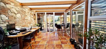 Pronájem 2kk s garáží, zahradou a zimní zahradou - 10