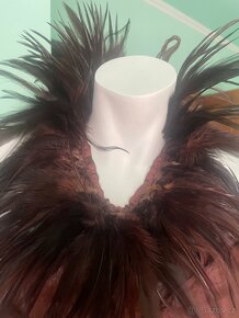 Nádherné kožené šaty s pštrosím peřím,vel. S-M - 10