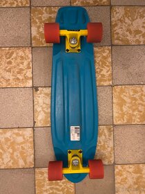 Pennyboard oxelo - dětský plastový skateboard - 10