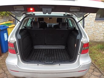 Mercedes -Benz B150 - 10