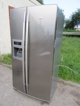 Nabízím Americkou lednici Whirpool. Boxy kompletní. Digitáln - 10