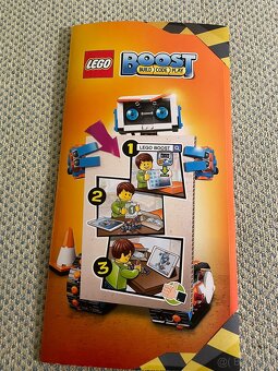 Lego Boost 17101 - 10