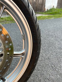 Honda 250 CBF - 10