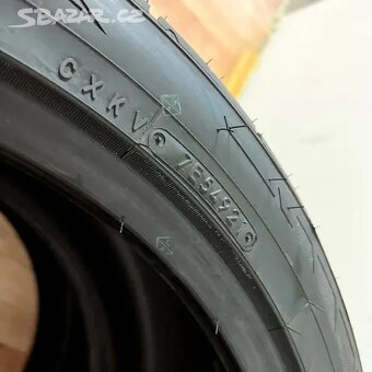 NOVÉ LETNÍ PNEU NITTO 295/35R21 - CAYENNE, X5 , Q7 - 10