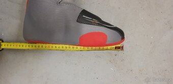 ATOMIC lyžáky dětské - 10