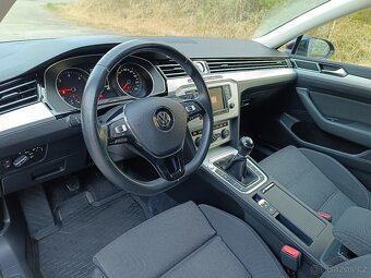 Volkswagen Passat 2.0 TDi 110kW B8 najeto: 140.135km Comfort - 10