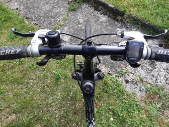 Kolo MAXBIKE GTR velikost 18, barva červeno /bílá - 10