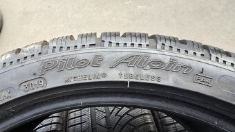 Zimní pneu 255/35/19 Michelin - 10