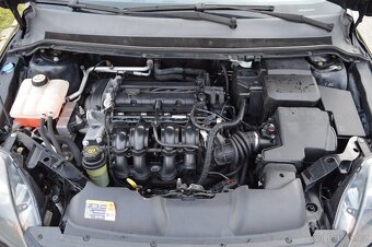 Ford Focus 1.6i - 85kw , bez koroze , FUUL servis pouze FORD - 10