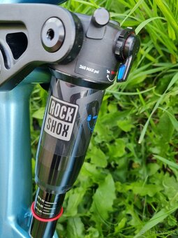 Horske elektrokolo celopero kola 29/27 velikost L - 10