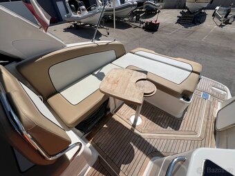 BAYLINER 842 Cuddy + MERCRUISER 6.2l V8 MPI 350ps + vlek 350 - 10