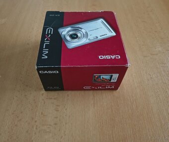 Digitální fotoaparát Casio Exilim ZOOM EX-Z9 oranžový - 10