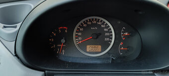 ALMERA Tino 2,2 D - 10