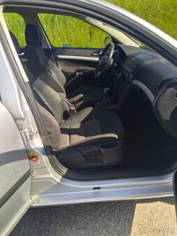 Škoda Octavia II - 10