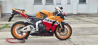 HONDA CBR600RR REPSOL - 10