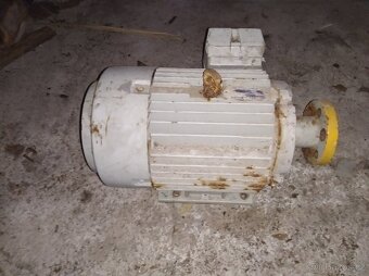 elektromotor 4kW 2900 ot/min - 10