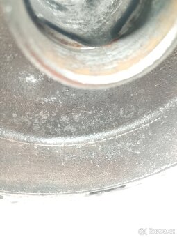 ČZ 125 150 C STŘED KOLA  ORIGINÁL - 10