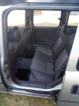 Opel Combo Tour 1.7cdti 74kw rok 7/2010 Family XL - 10
