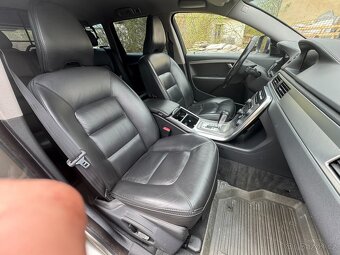 Volvo XC70 D5 158kw - 10