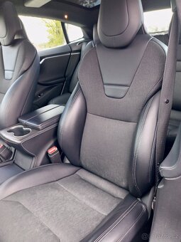 Tesla model s 90D B19B5N - 10