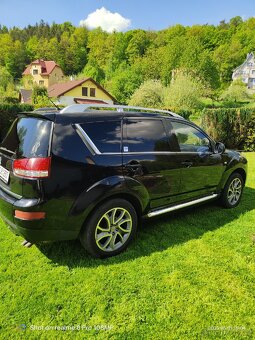 Prodám Citroen c crosser 7místne - 10