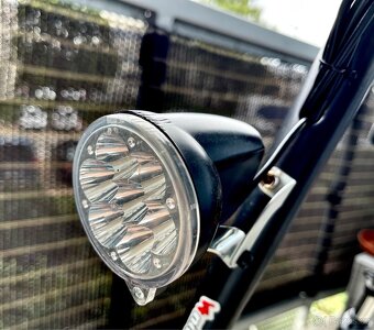 Elektrokoloběžka Nitro Scooters XE900 nová baterie - 10