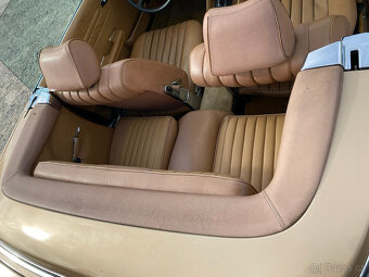 Mercedes-Benz SL 380 R107 - 10