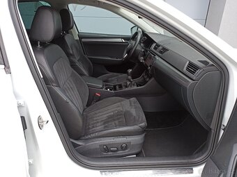 ŠKODA SUPERB 2.0TDI 110kW STYLE PLUS ČR - 10