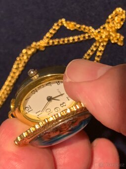 přívěs s hodinkami - 10