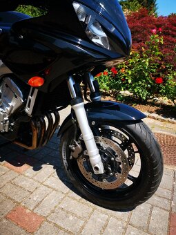 Yamaha FZ6 Fazer - 10