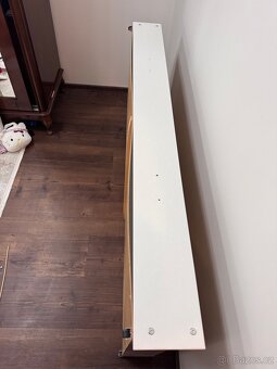 Prodám dětskou postel o rozměrech 160 × 80 cm. - 10